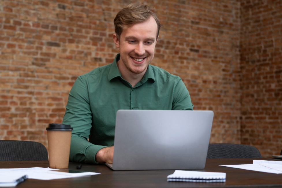 Remote Sales Consultant